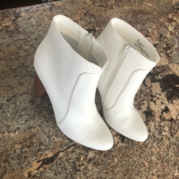 mia white booties